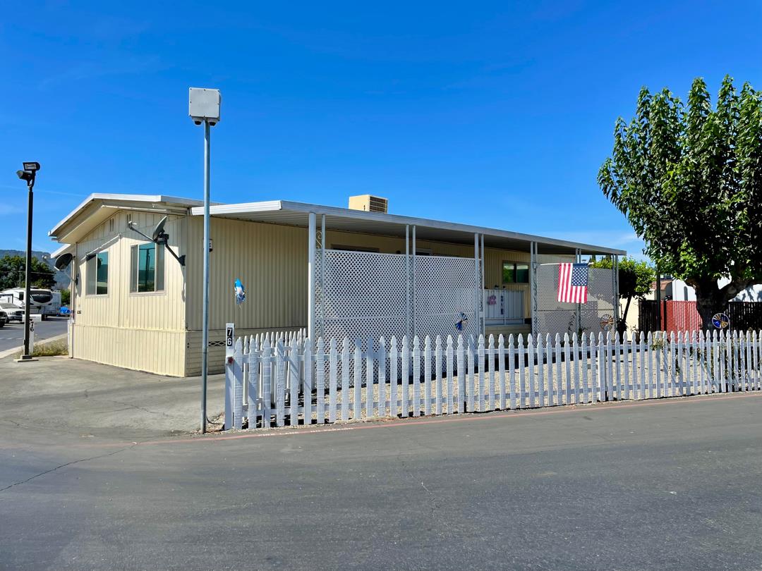 Front Image Thumbnail for ML82009726