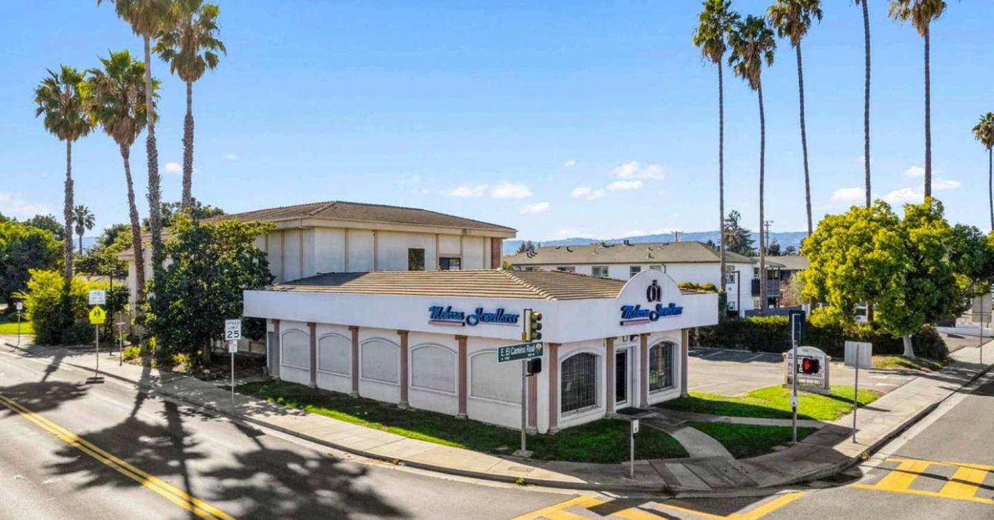 Front Image Thumbnail for ML82009926