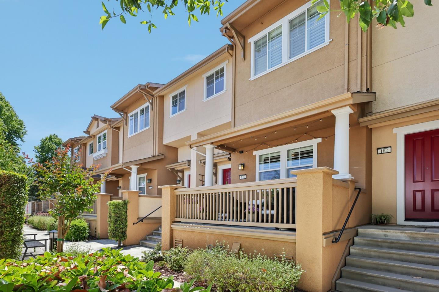 Front Image Thumbnail for ML82009956