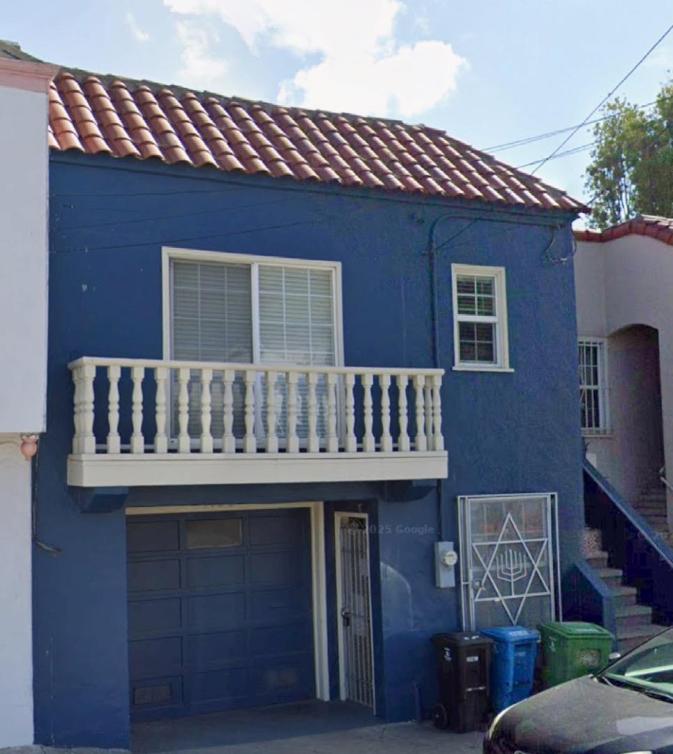 Front Image Thumbnail for ML82010099