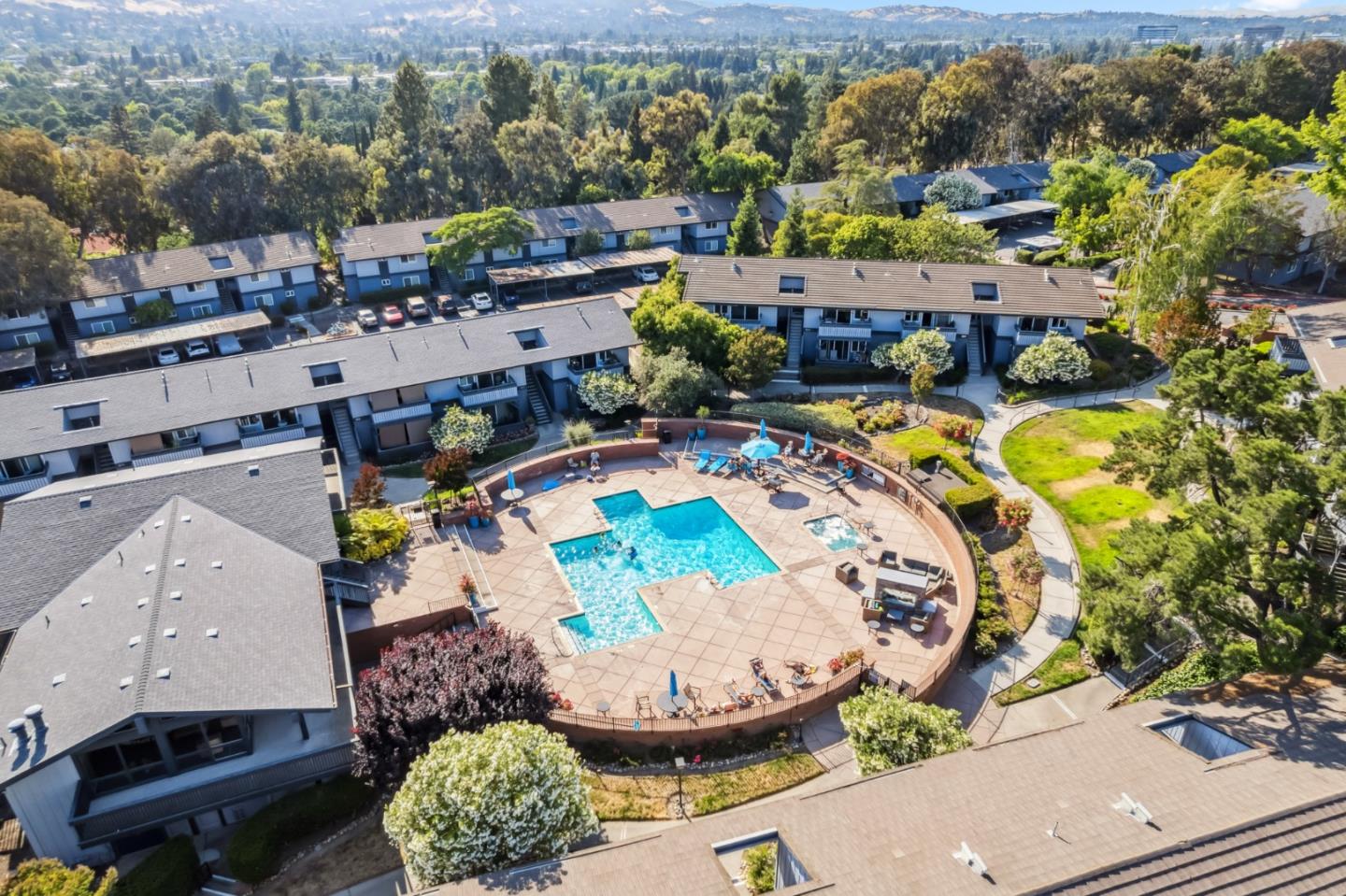 Front Image Thumbnail for ML82010686