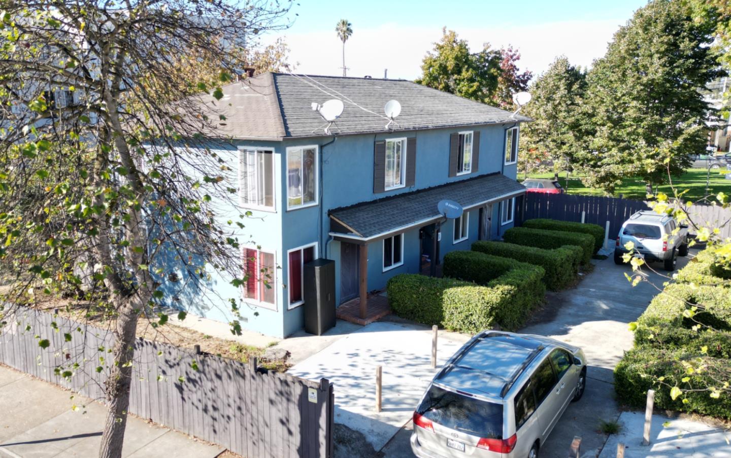 Front Image Thumbnail for ML82011080