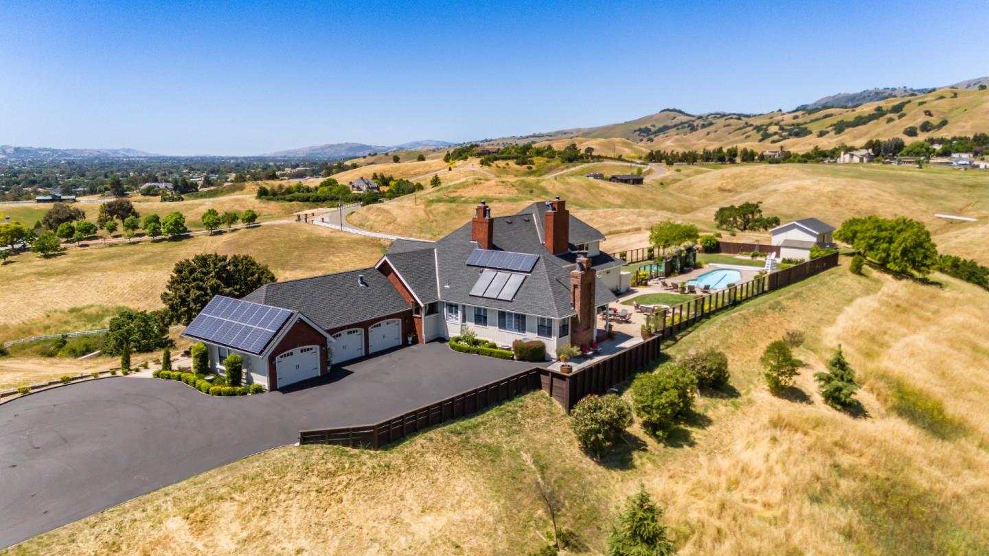 Front Image Thumbnail for ML82011251