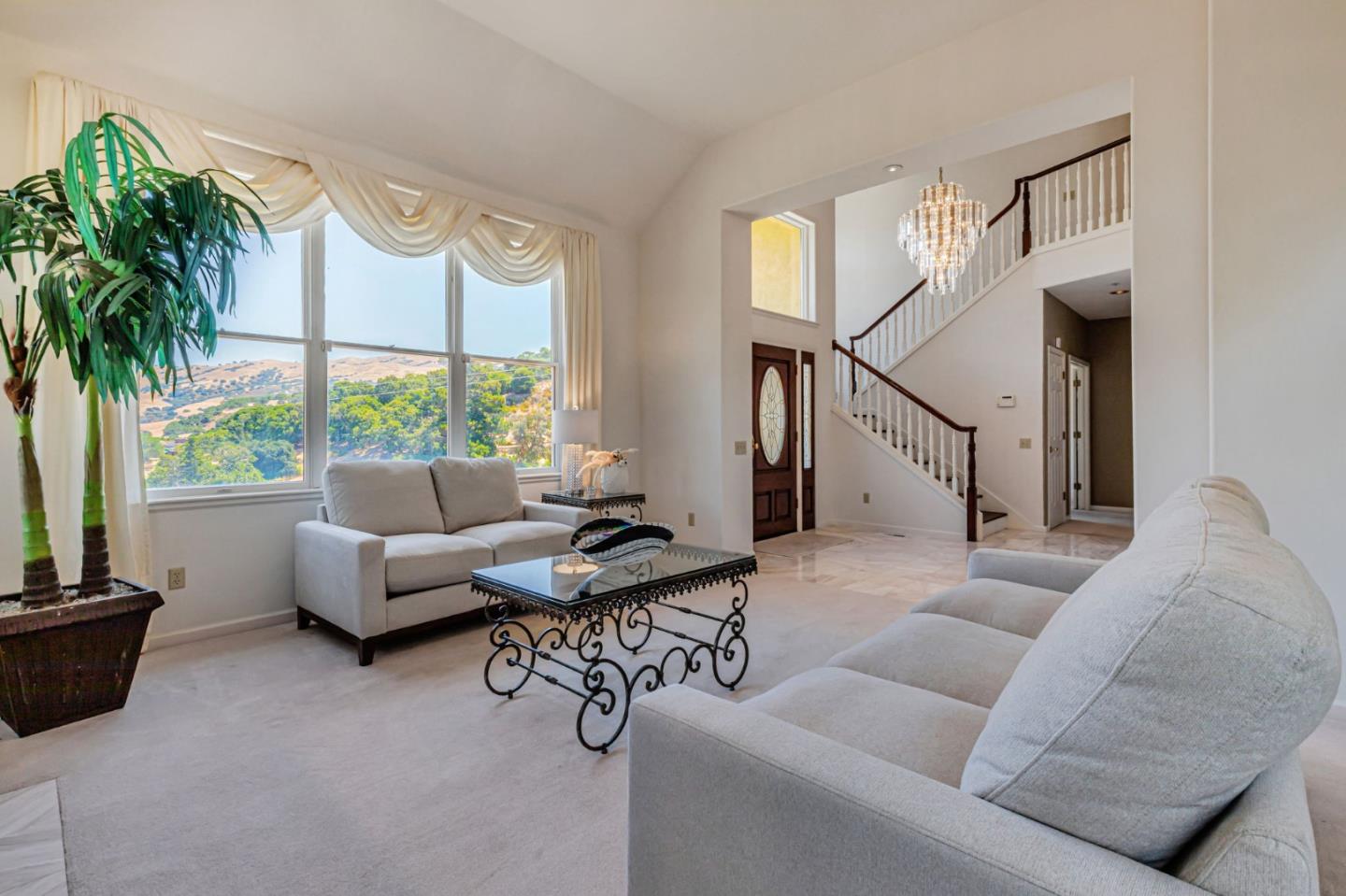 Front Image Thumbnail for ML82011392