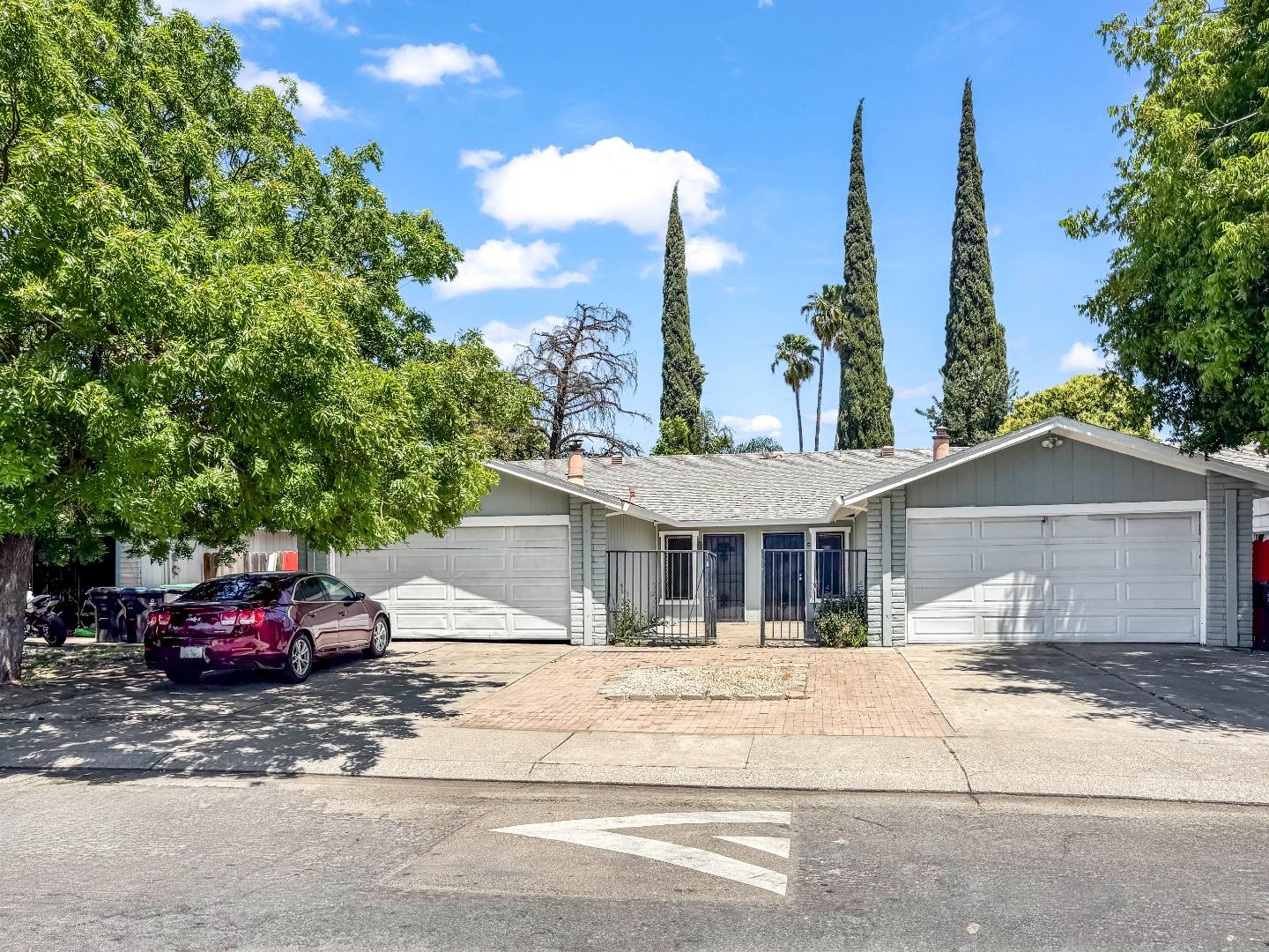 Front Image Thumbnail for ML82011601