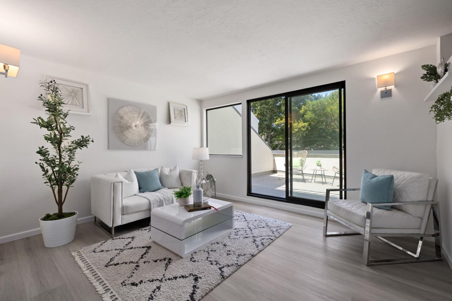 Front Image Thumbnail for ML82011767