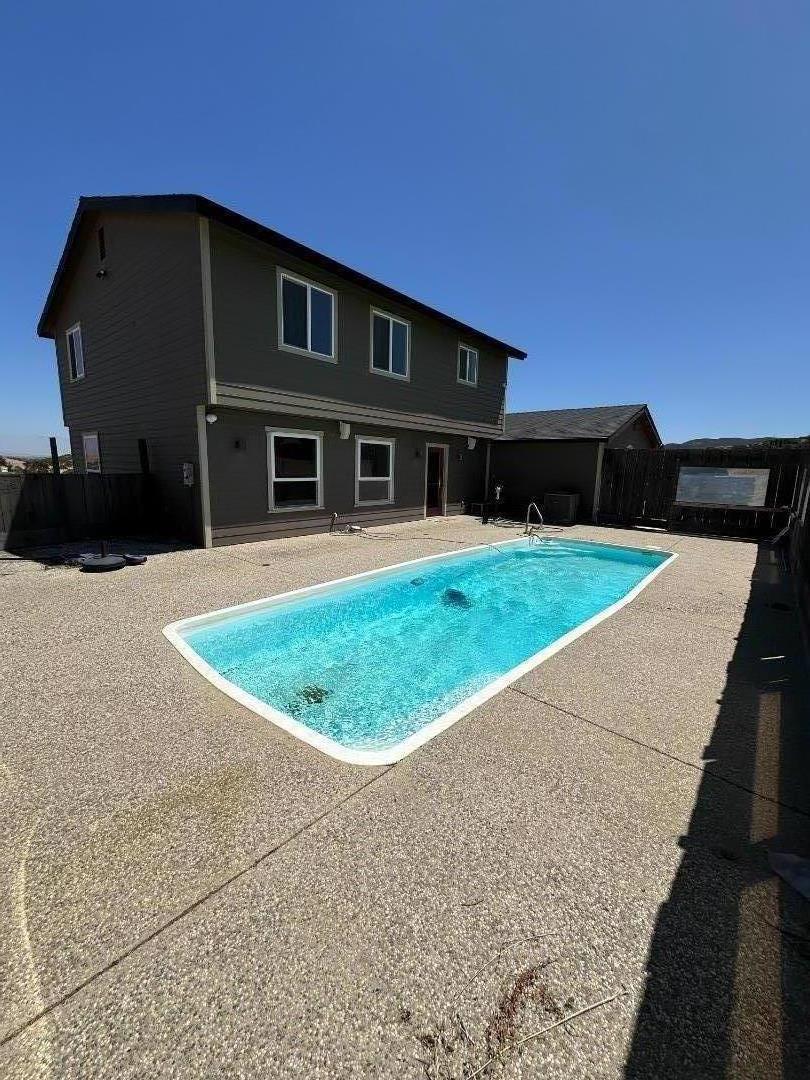 Front Image Thumbnail for ML82012162