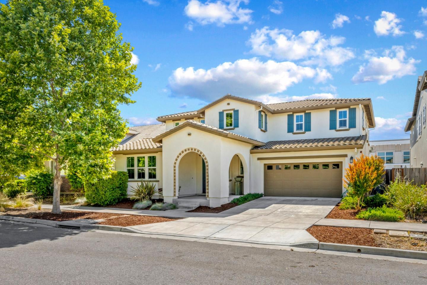 Front Image Thumbnail for ML82012293