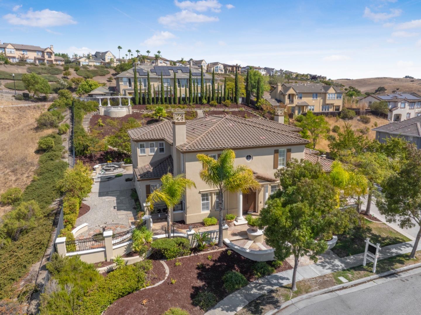 Front Image Thumbnail for ML82012308