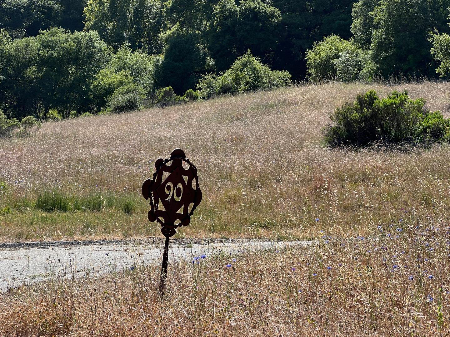 Front Image Thumbnail for ML82012320