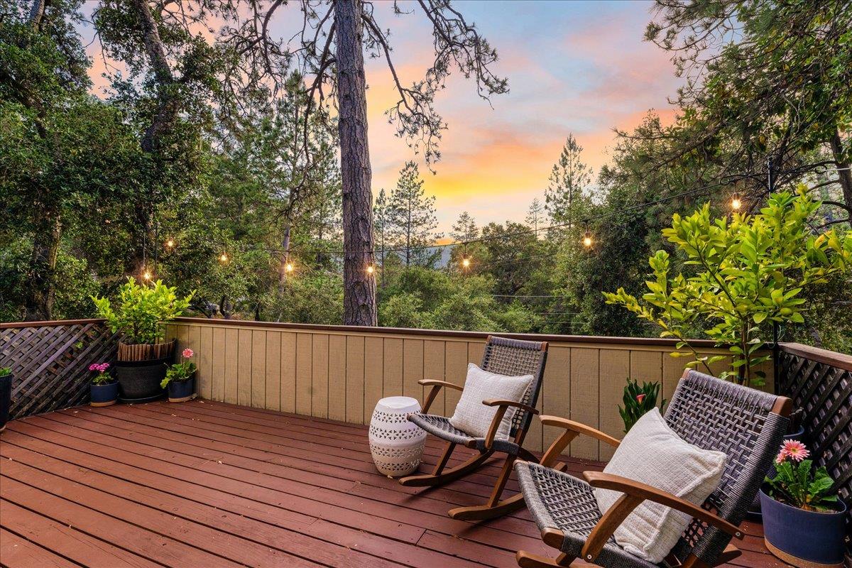 Front Image Thumbnail for ML82012353