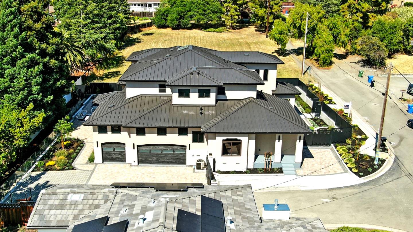 Front Image Thumbnail for ML82012361