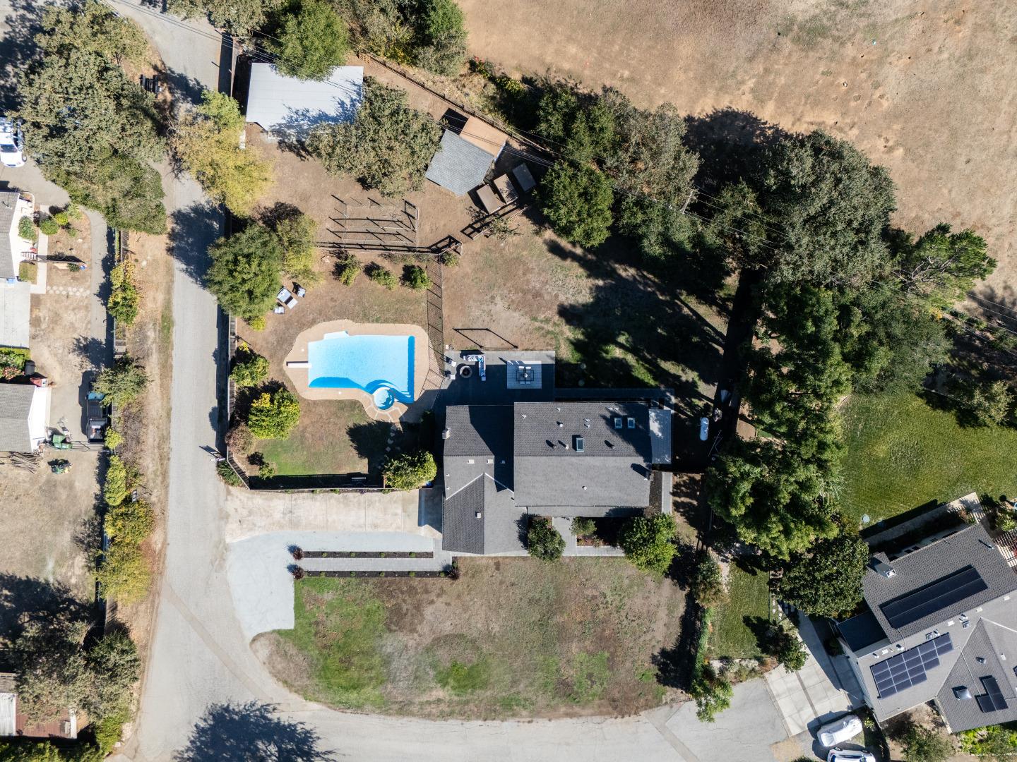 Front Image Thumbnail for ML82012458