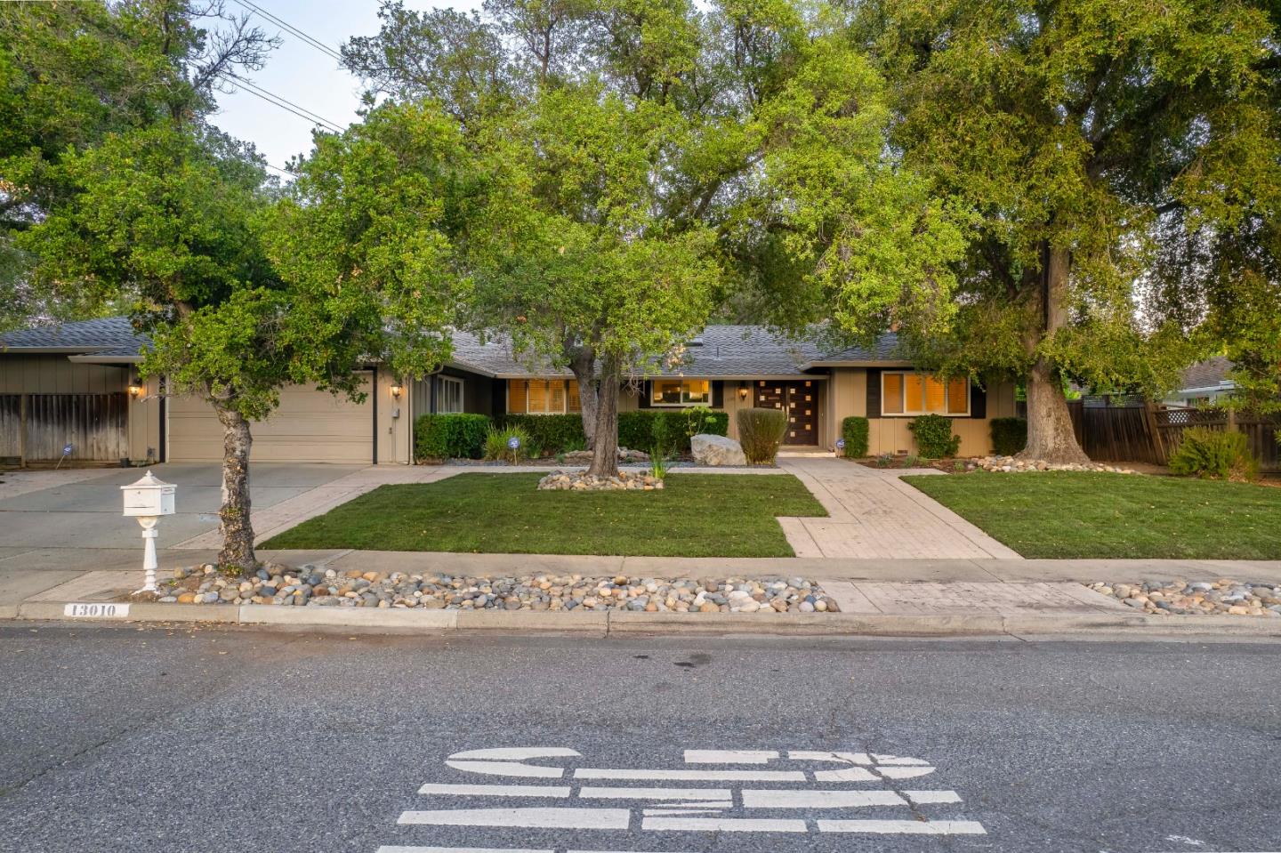 Front Image Thumbnail for ML82012514