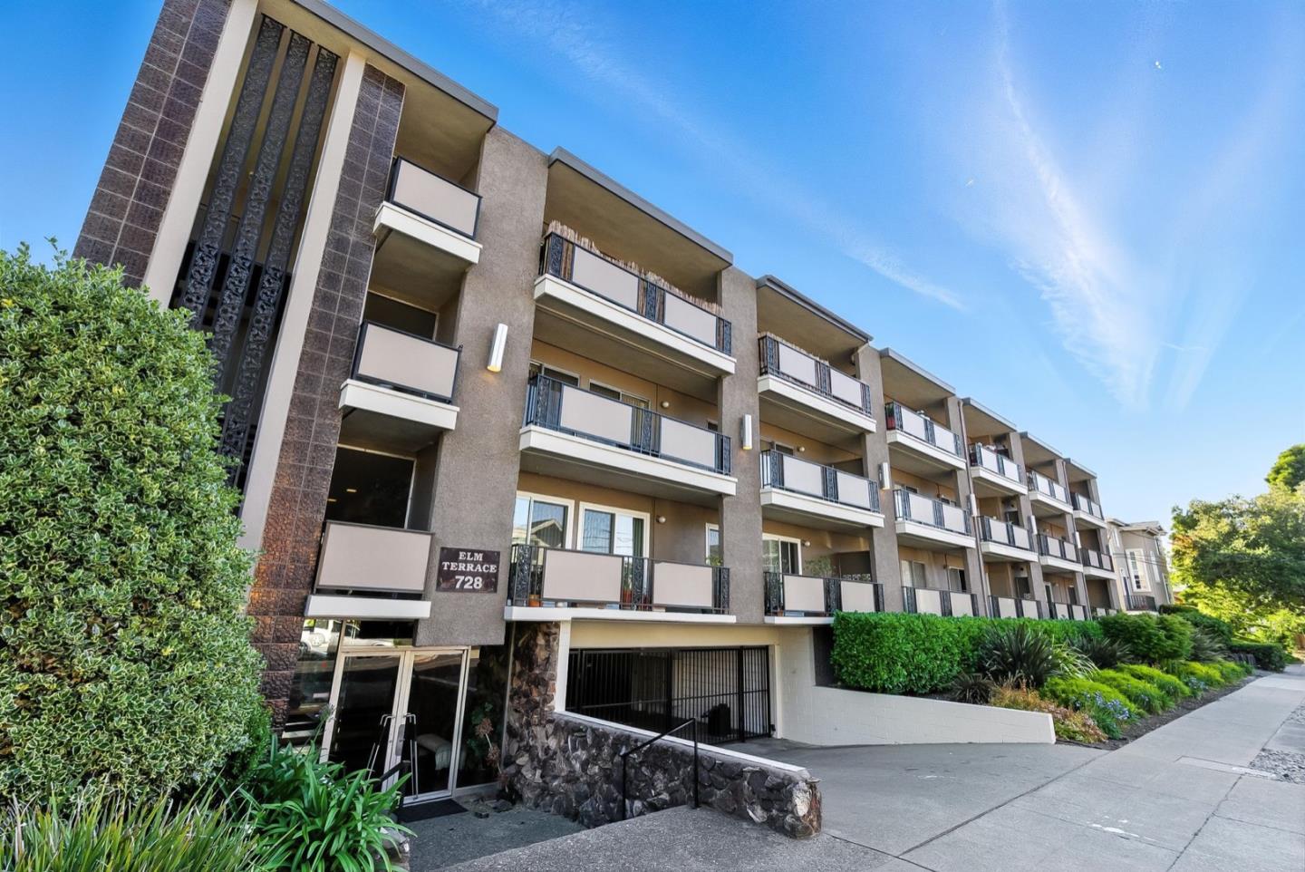 Front Image Thumbnail for ML82012756