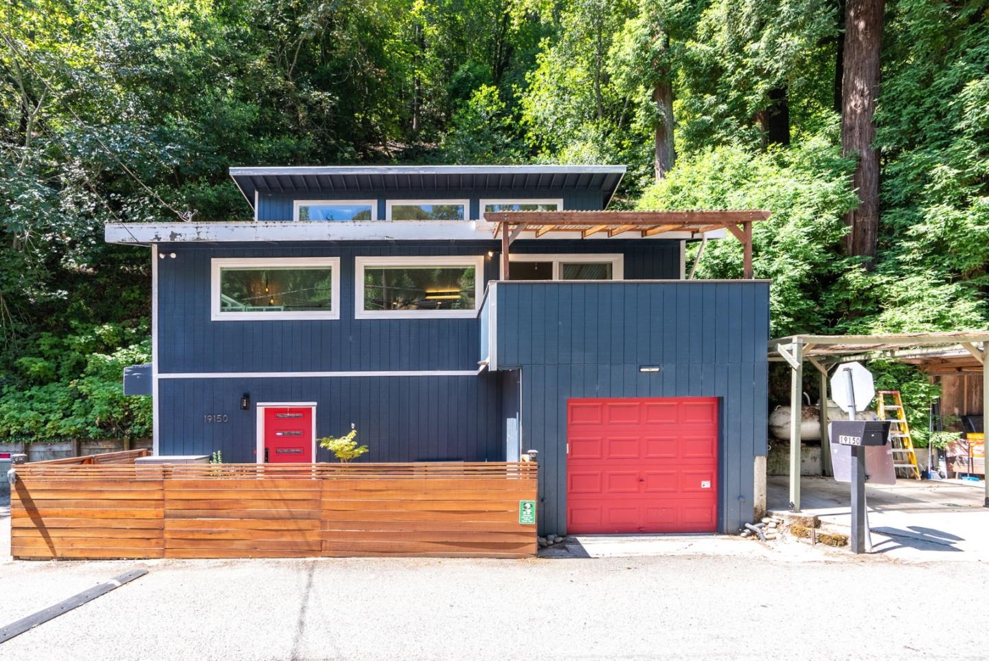 Front Image Thumbnail for ML82012829