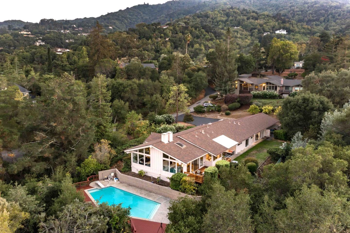 Front Image Thumbnail for ML82013031