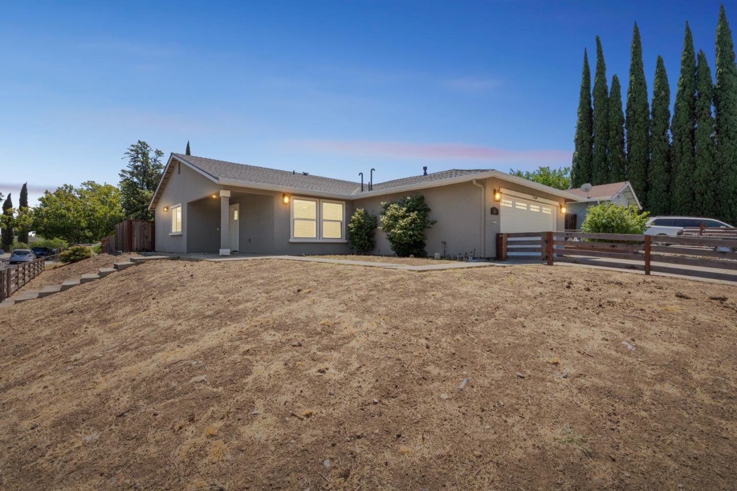 Front Image Thumbnail for ML82013206