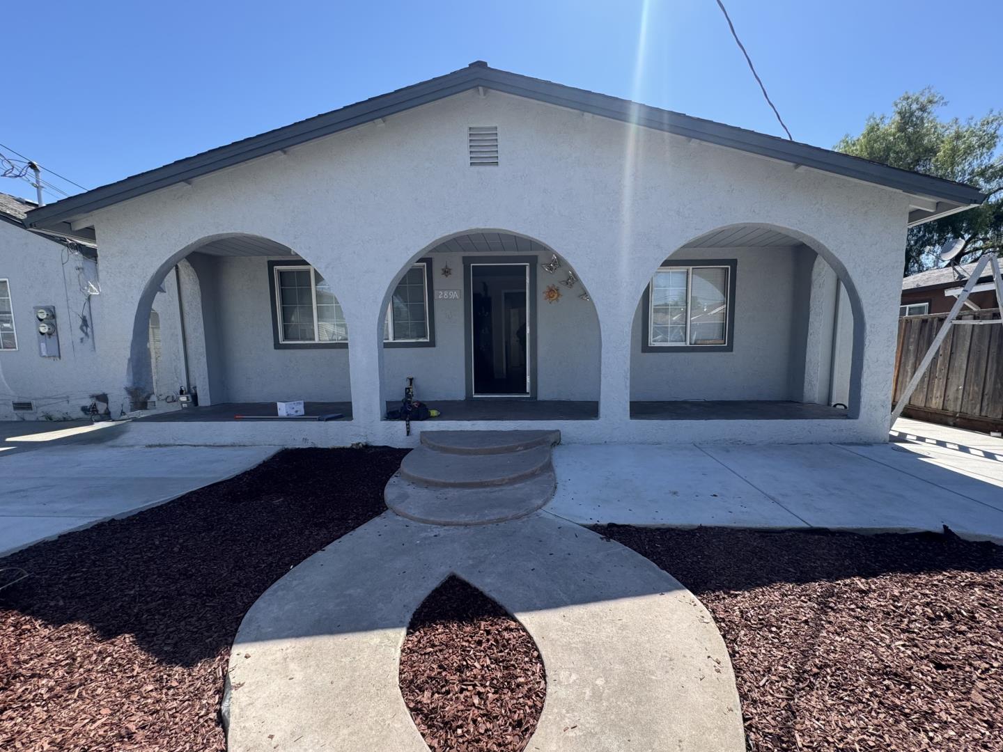 Front Image Thumbnail for ML82013219