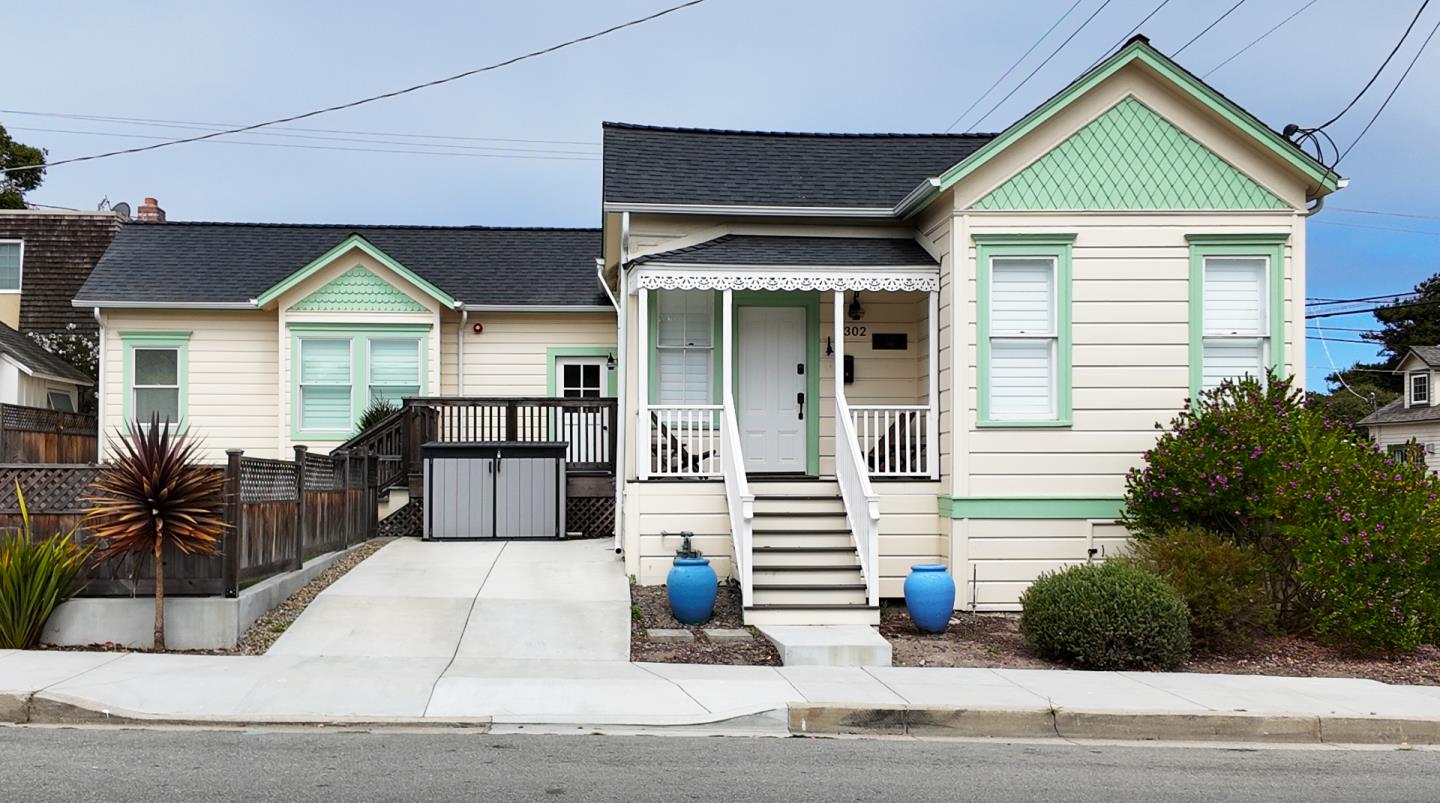 Front Image Thumbnail for ML82013730