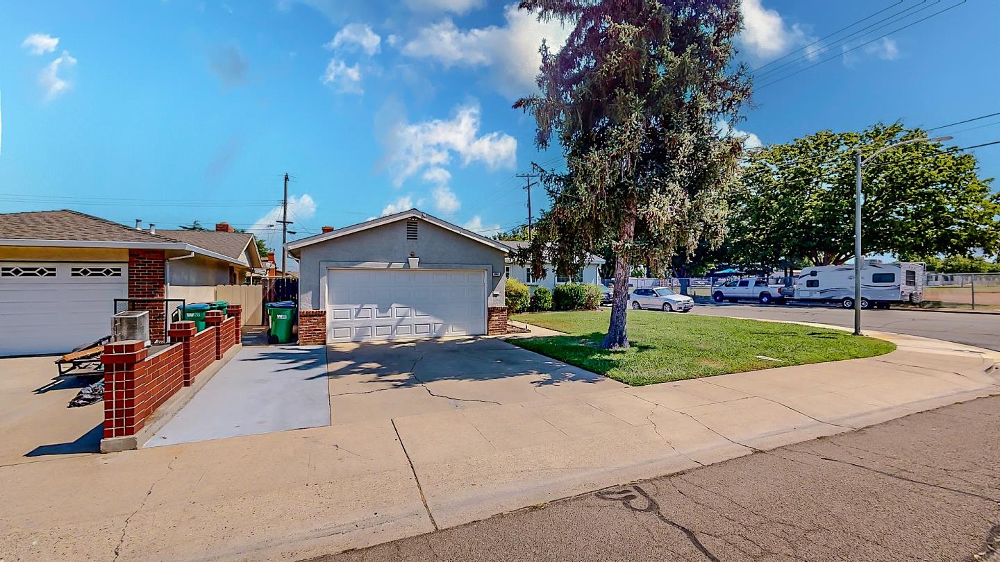 Front Image Thumbnail for ML82013734