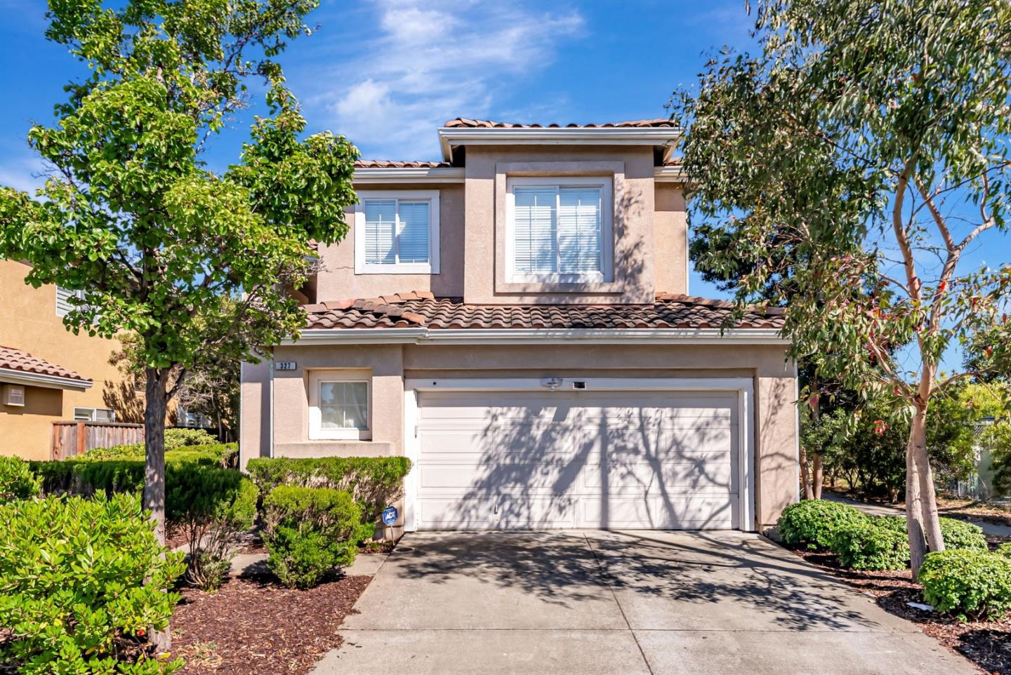 Front Image Thumbnail for ML82014160