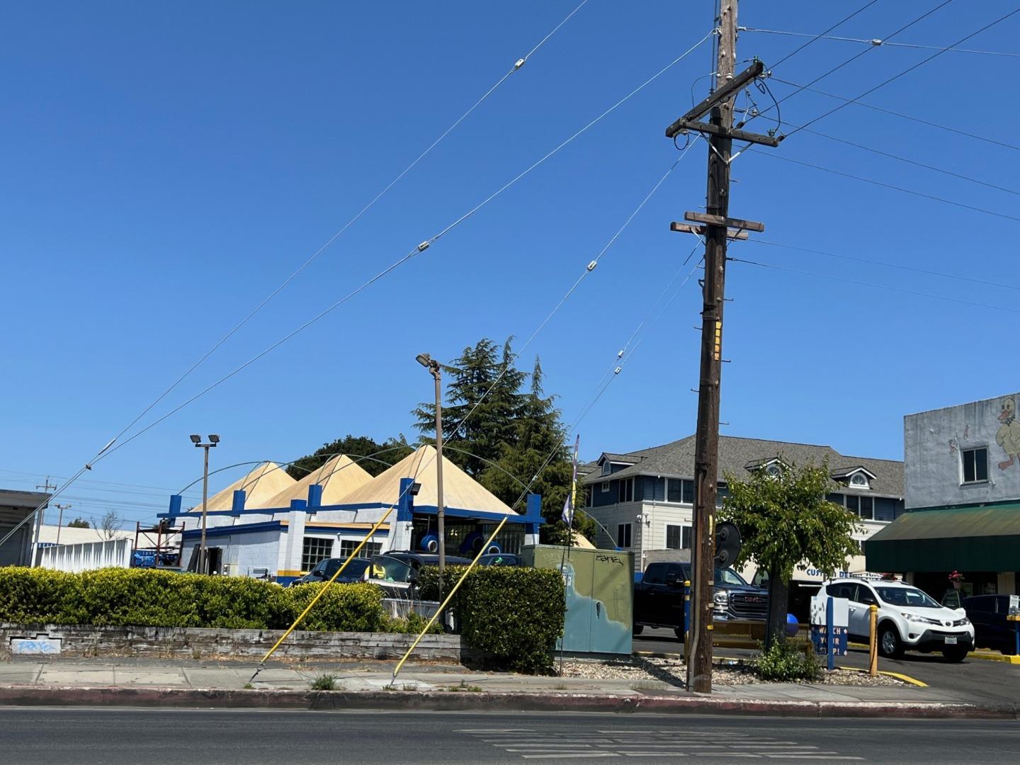 Front Image Thumbnail for ML82014225