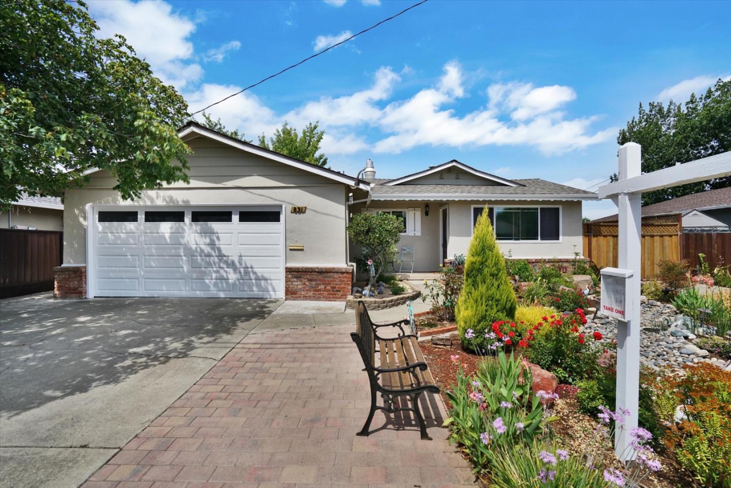 Front Image Thumbnail for ML82014346