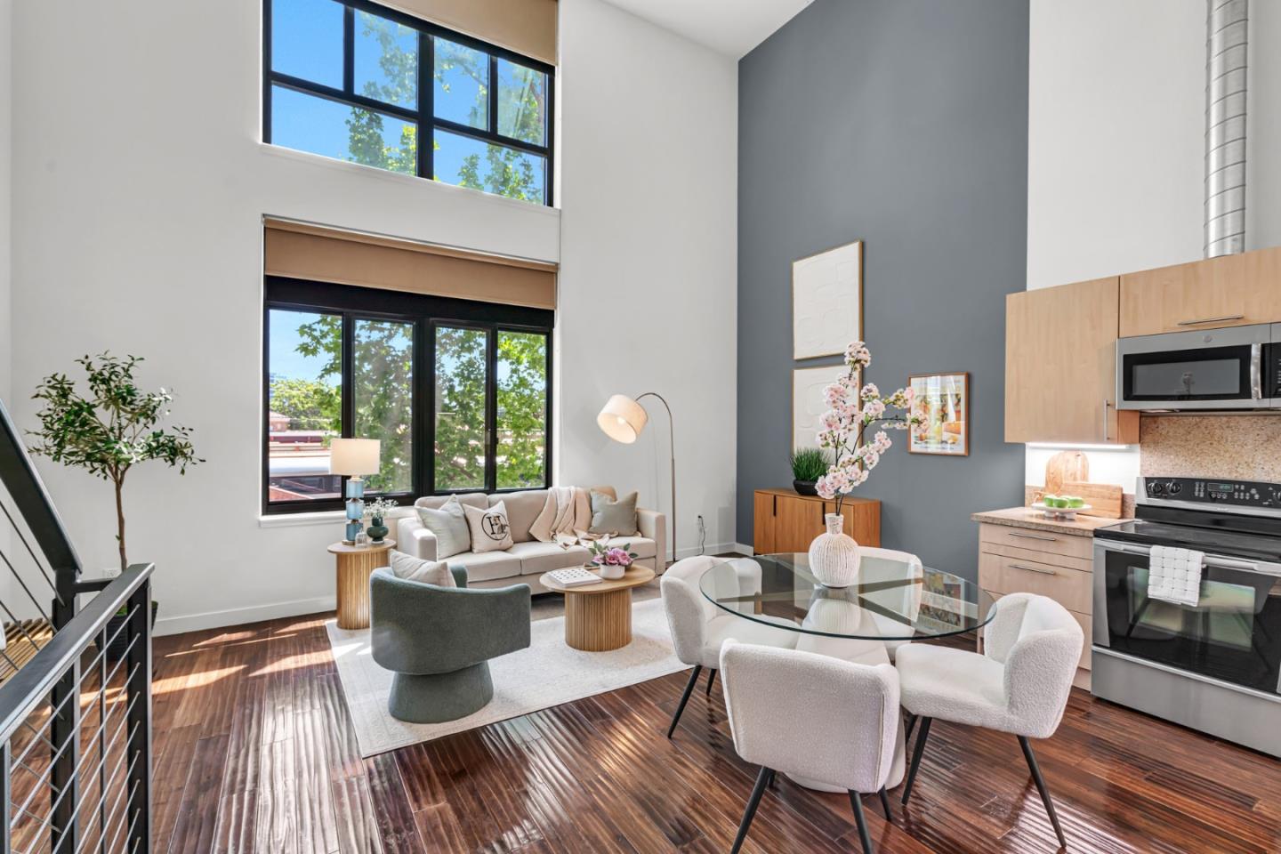 Front Image Thumbnail for ML82014351