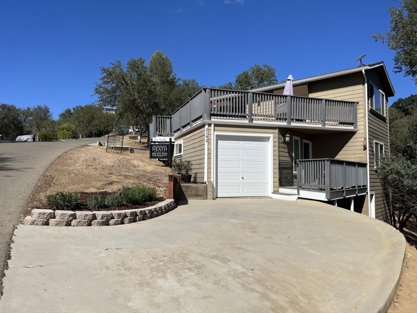 Front Image Thumbnail for ML82014456