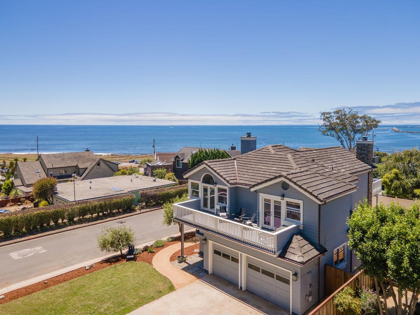 Front Image Thumbnail for ML82014480