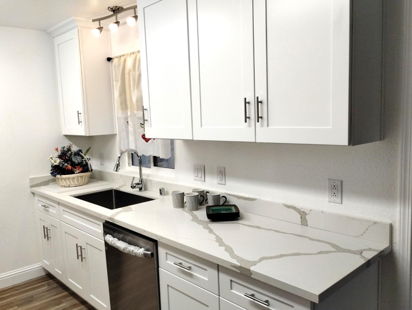 Front Image Thumbnail for ML82014494