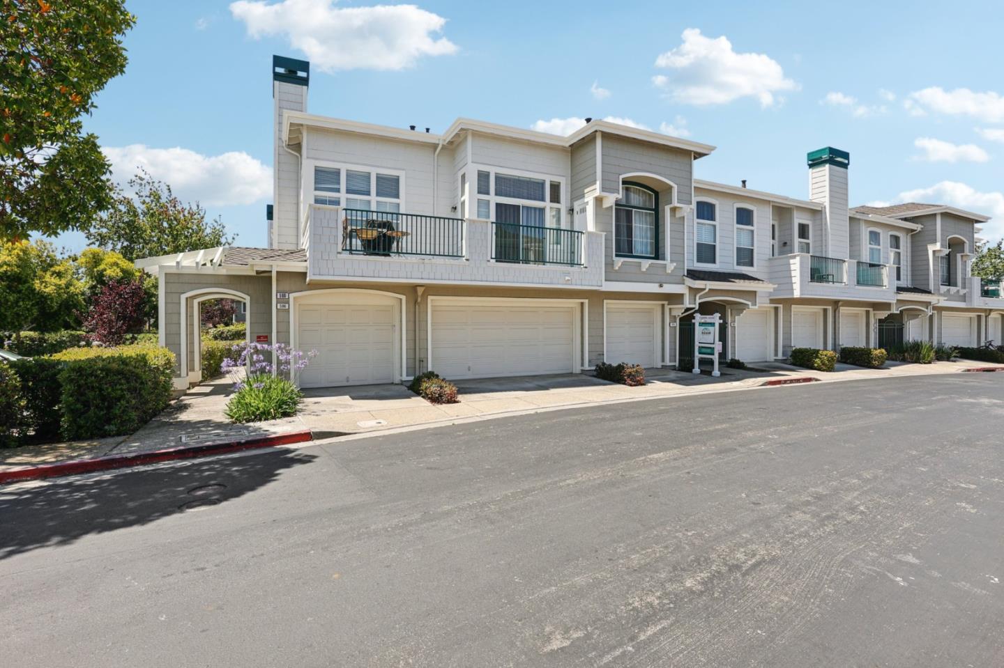 Front Image Thumbnail for ML82014750