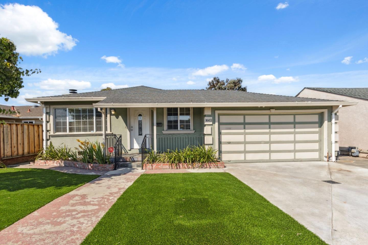 Front Image Thumbnail for ML82014840