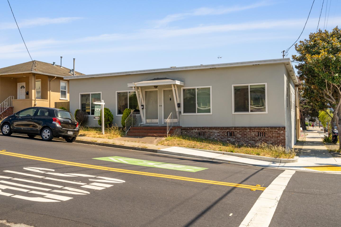 Front Image Thumbnail for ML82015055