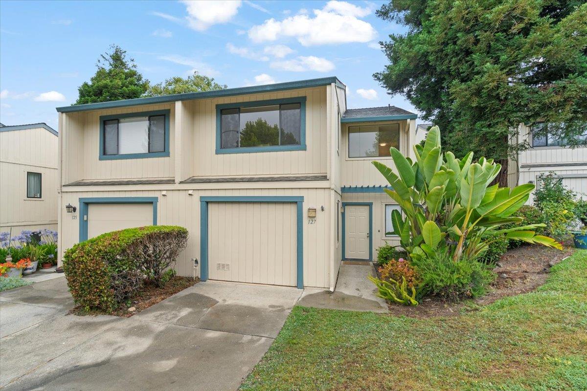 Front Image Thumbnail for ML82015083