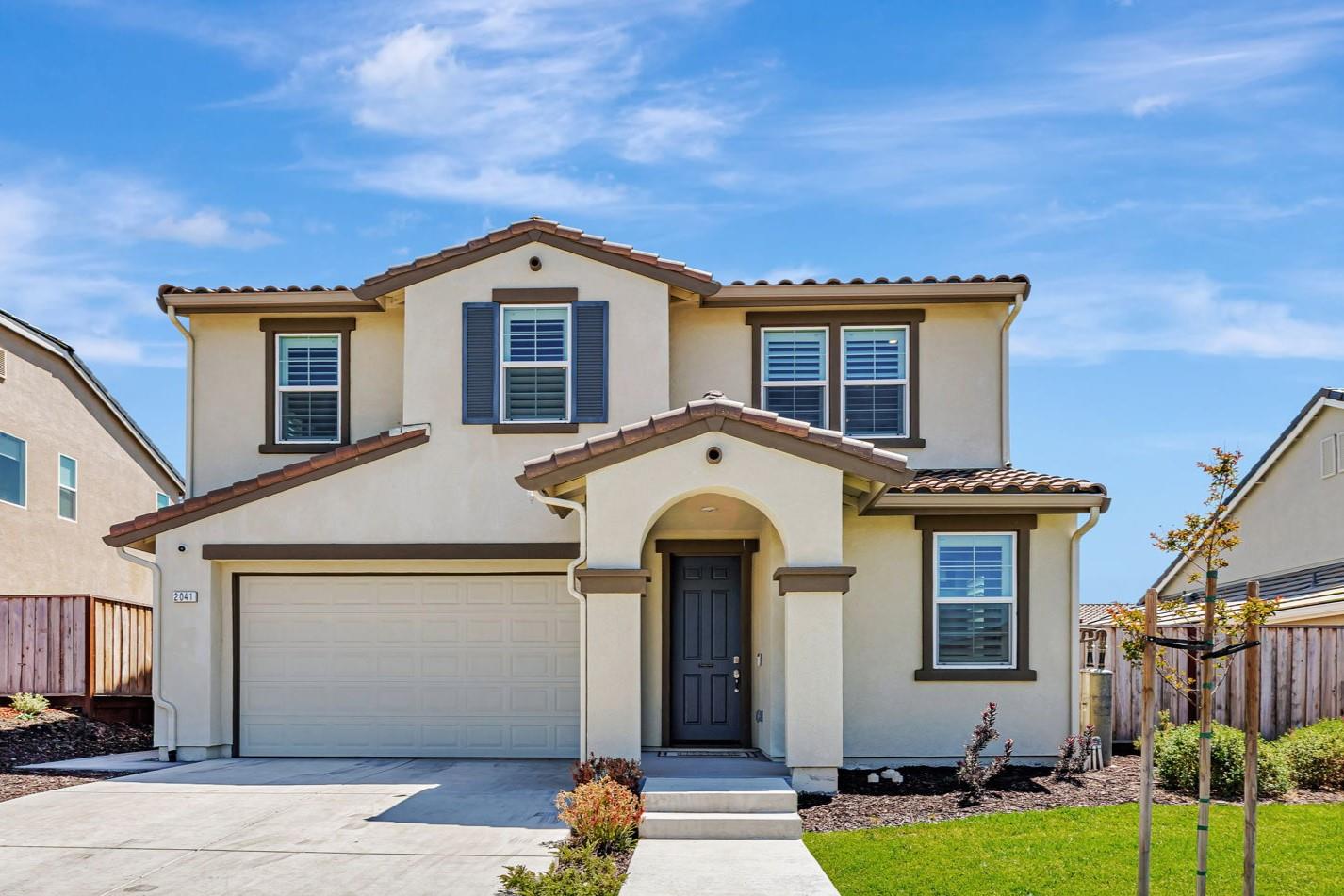 Front Image Thumbnail for ML82015697