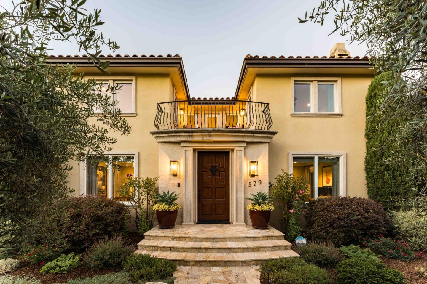 Front Image Thumbnail for ML82016352