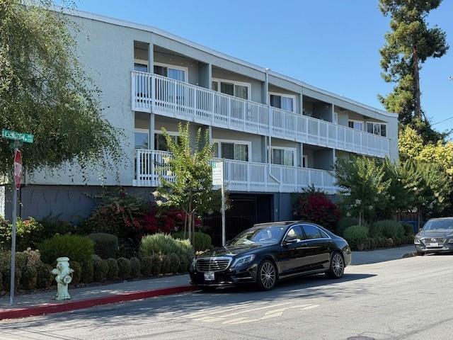 Front Image Thumbnail for ML82016589