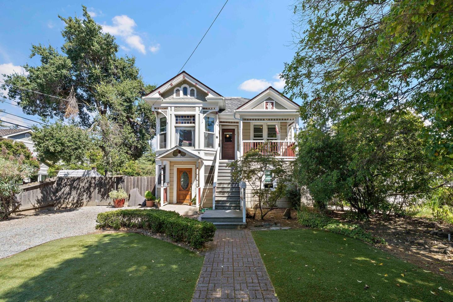 Front Image Thumbnail for ML82016634