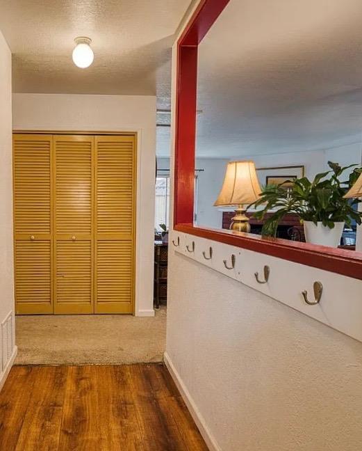 Front Image Thumbnail for ML82016688