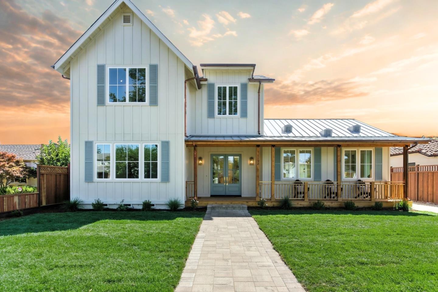 Front Image Thumbnail for ML82016696