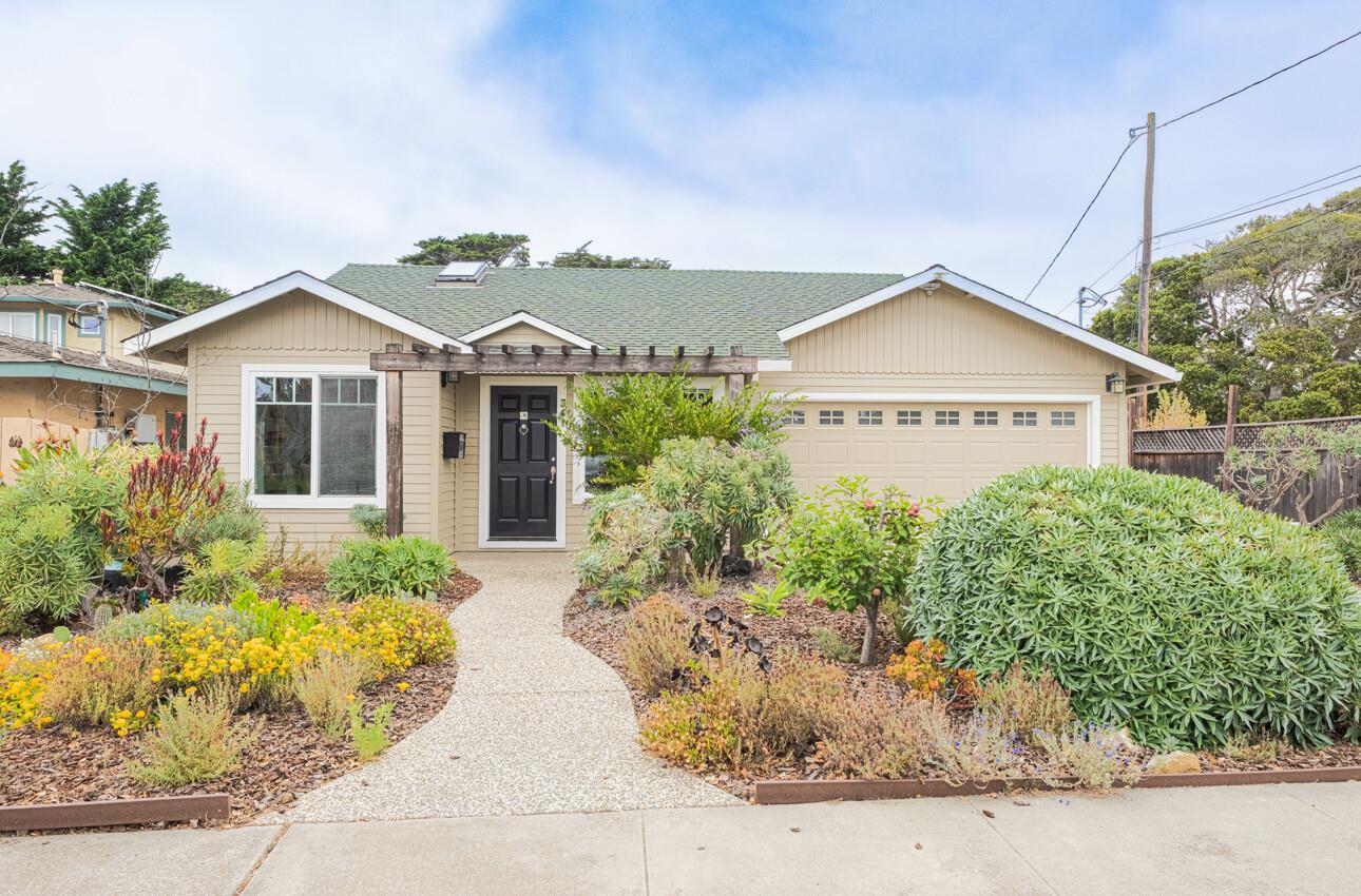 Front Image Thumbnail for ML82016724