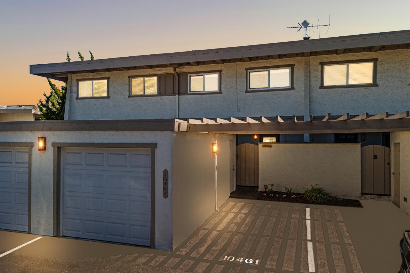 Front Image Thumbnail for ML82016761