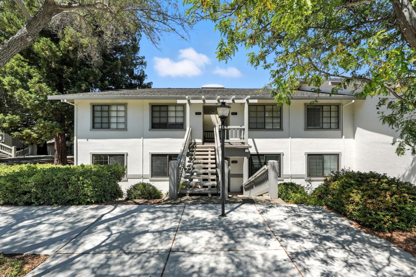 Front Image Thumbnail for ML82016763