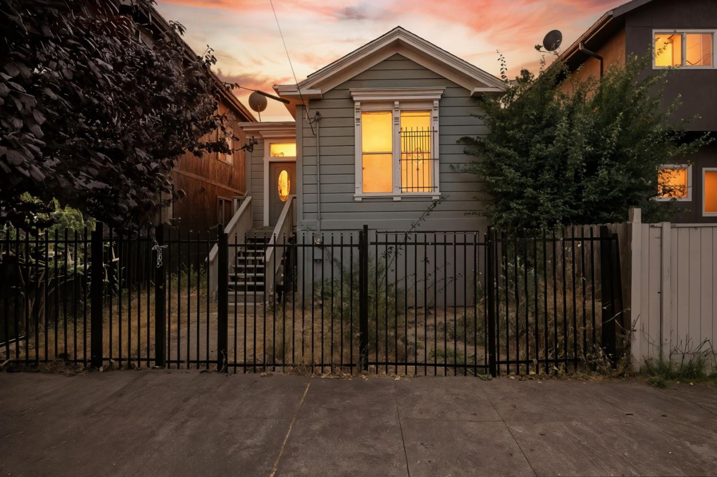 Front Image Thumbnail for ML82016960