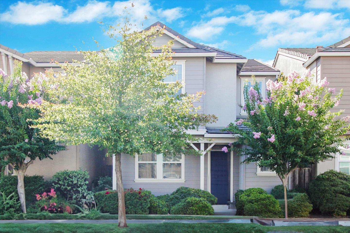 Front Image Thumbnail for ML82017088