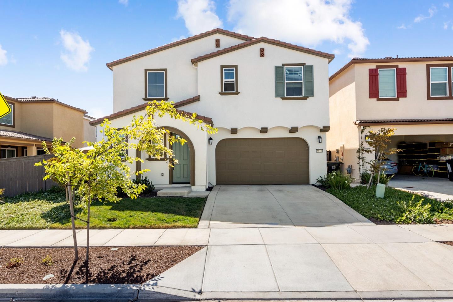 Front Image Thumbnail for ML82017436