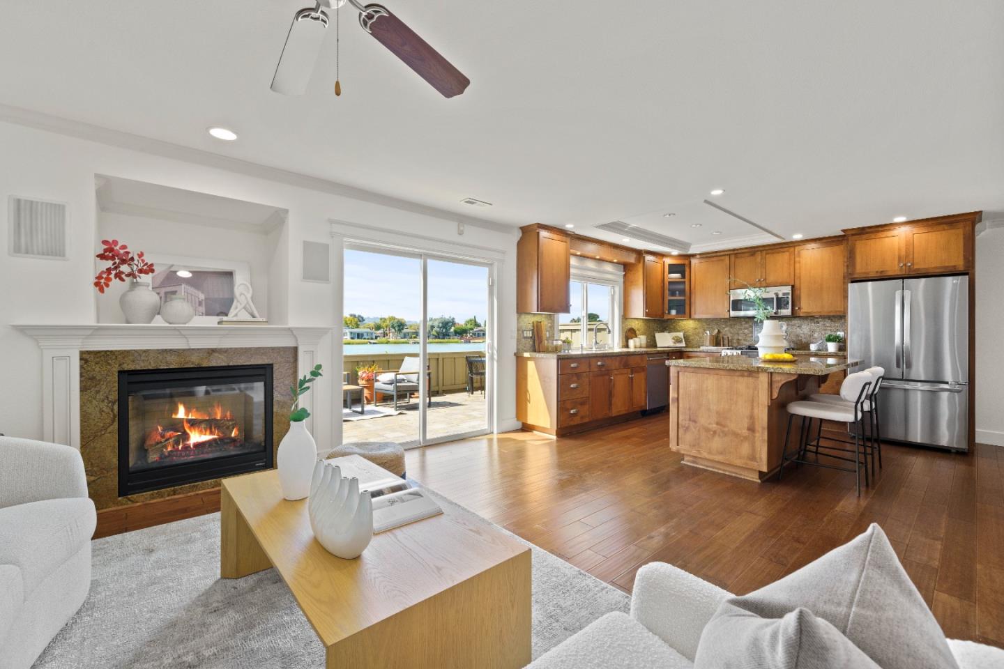 Front Image Thumbnail for ML82017518