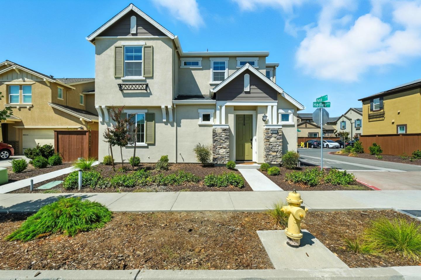 Front Image Thumbnail for ML82017535